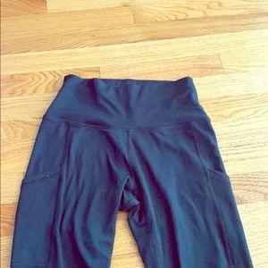 Black Aerie leggings with pockets!!!